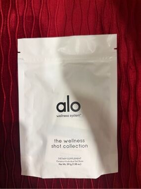 New ALO Yoga White Wellness Shot Collection Pouch
